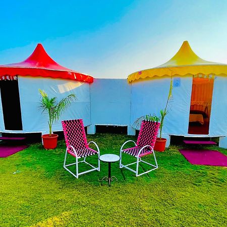 Iris Heaven'Z By Radha Rani Resort Τζαϊπούρ Εξωτερικό φωτογραφία